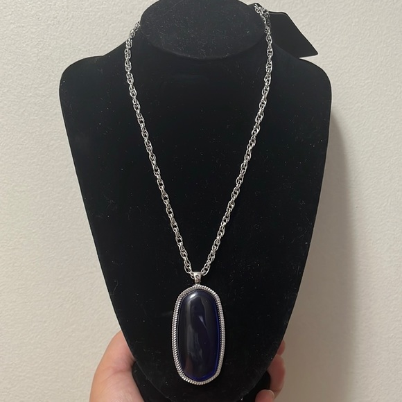 🌹 3 for $20 New🎉 large blue faux gem necklace - Picture 2 of 3